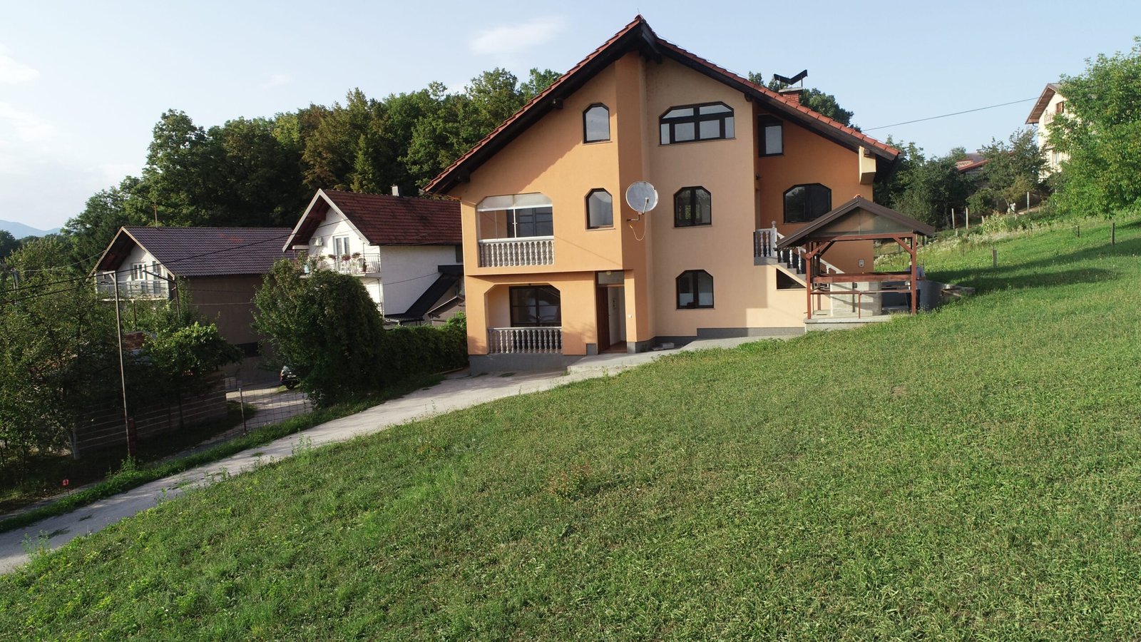 2025_08_28_17_51_IMG_6023-min