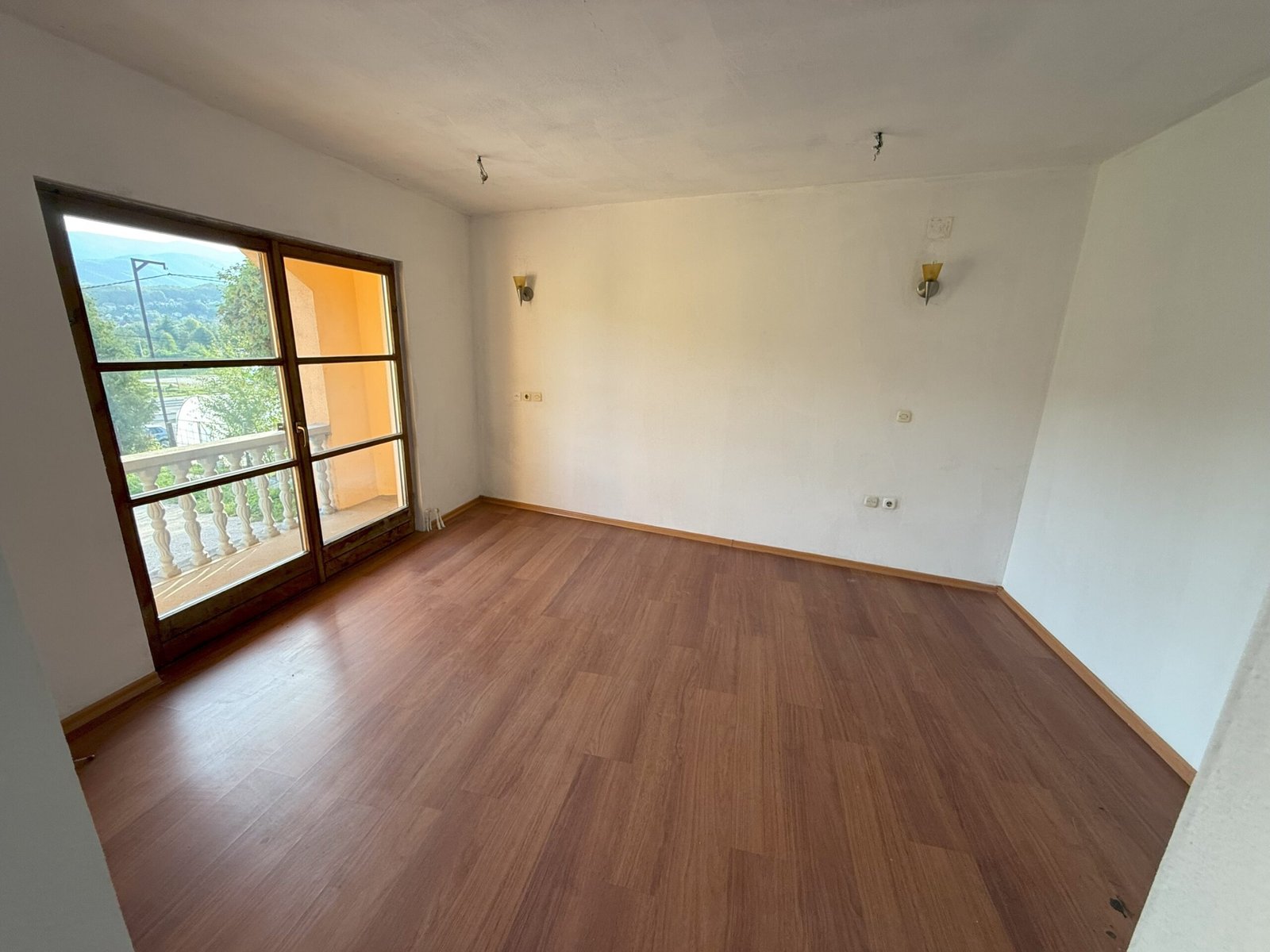 2025_08_28_17_58_IMG_6036-min