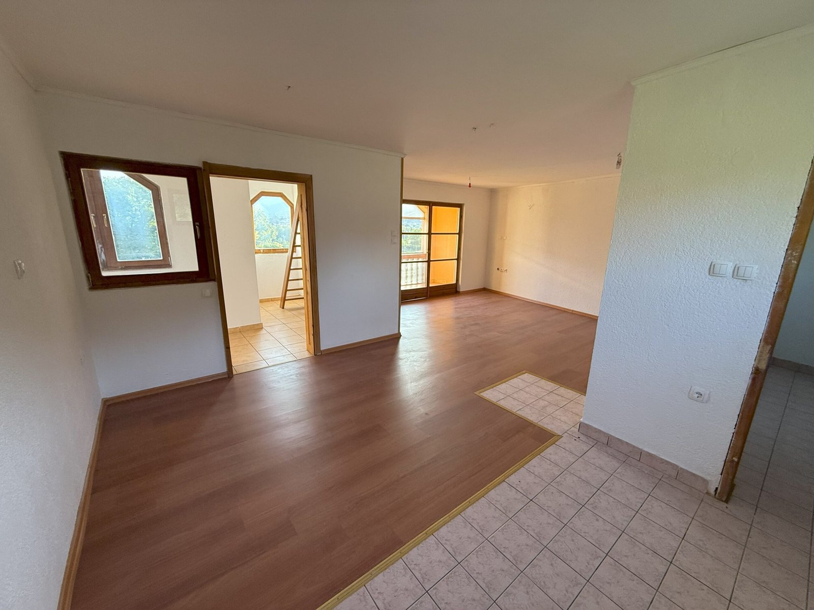 2025_08_28_18_00_IMG_6051-min