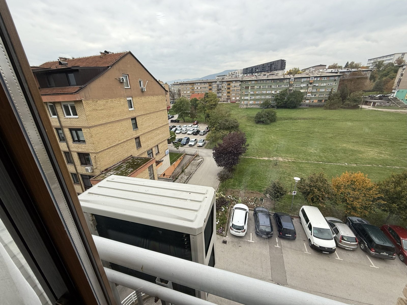 2025_10_13_15_50_IMG_7176-min