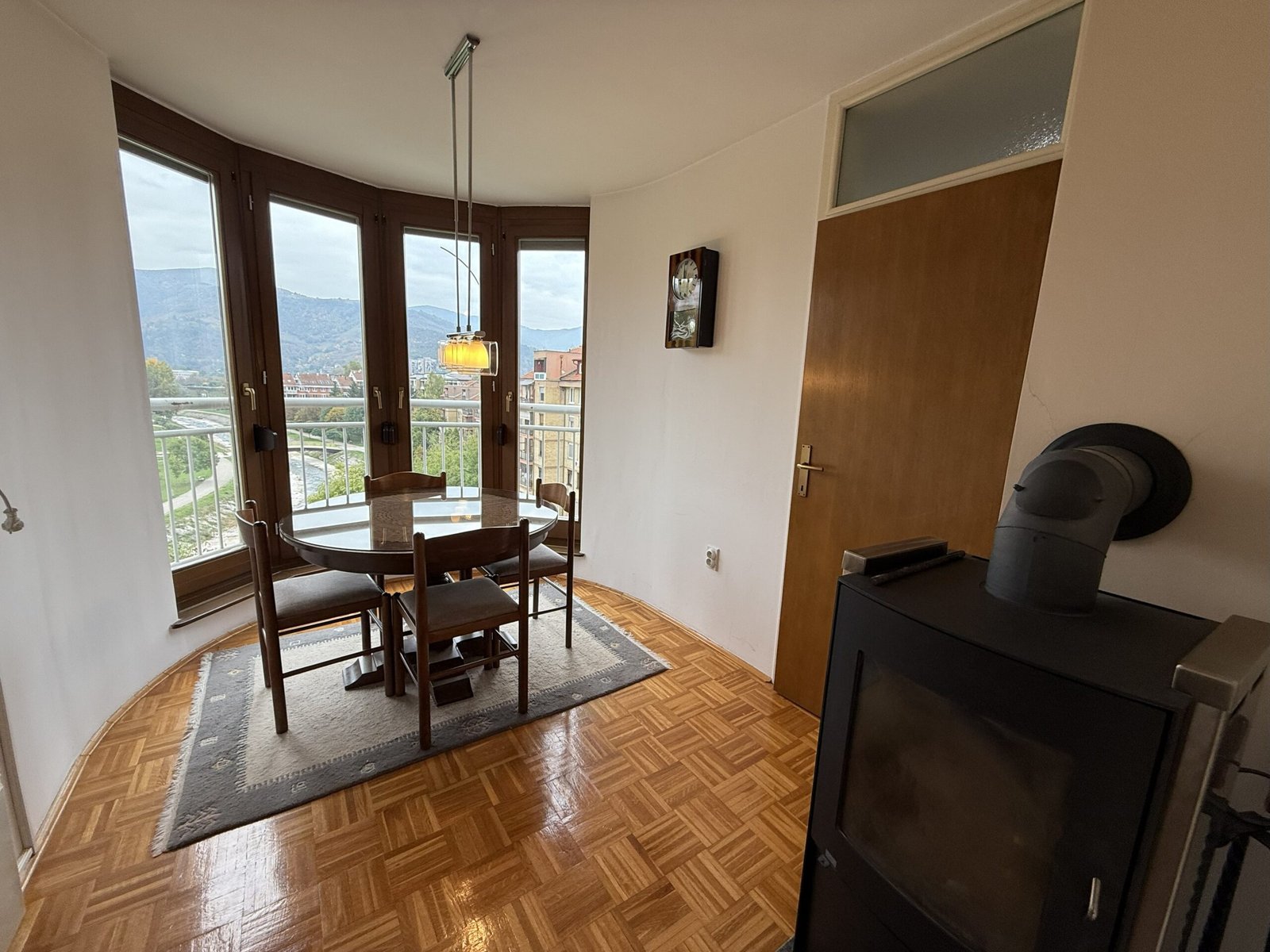 2025_10_13_15_51_IMG_7179-min