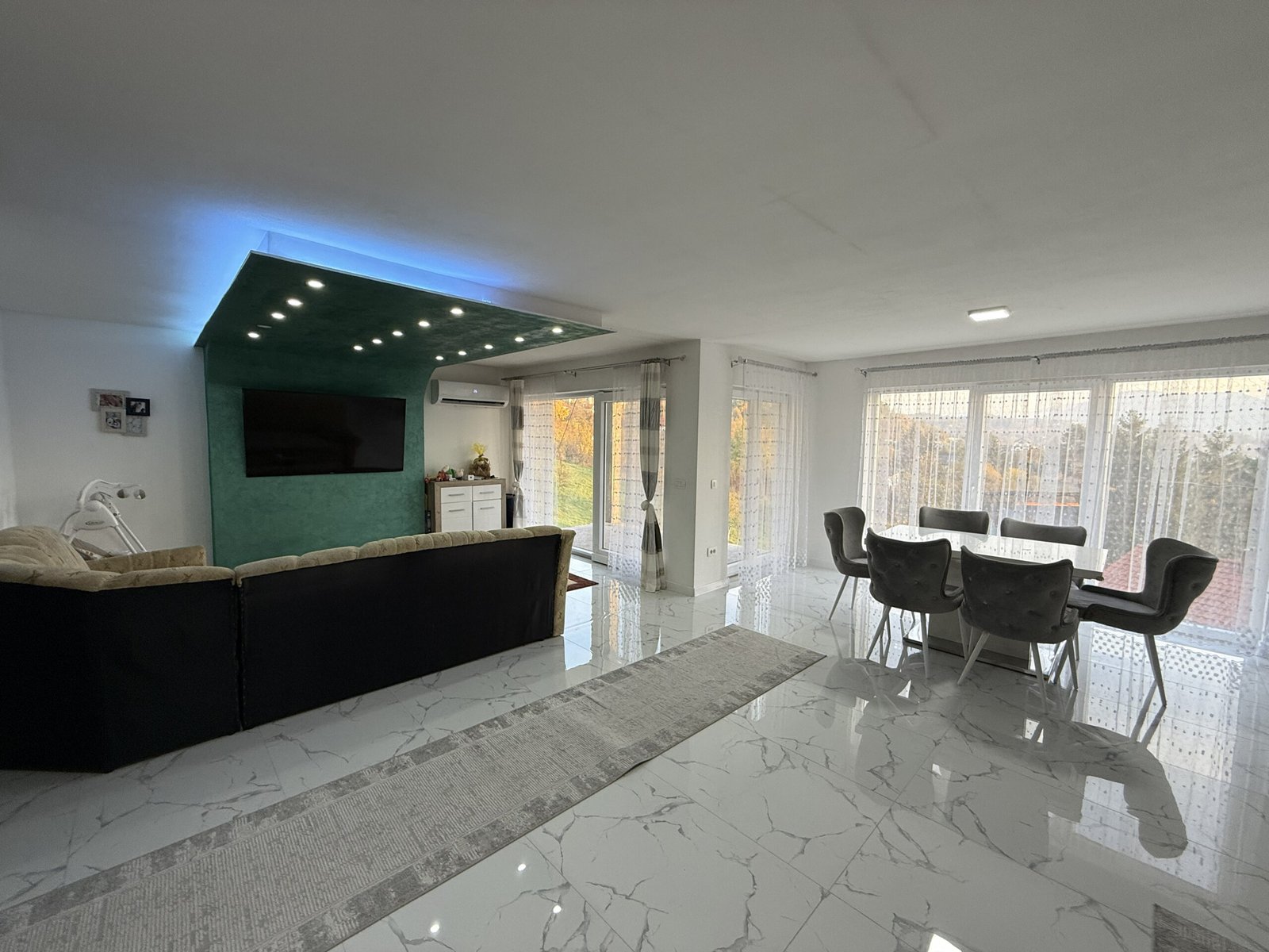 2025_10_20_17_18_IMG_7330